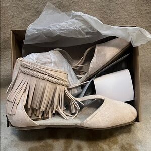 Joyfolie Cream Fringe Flats